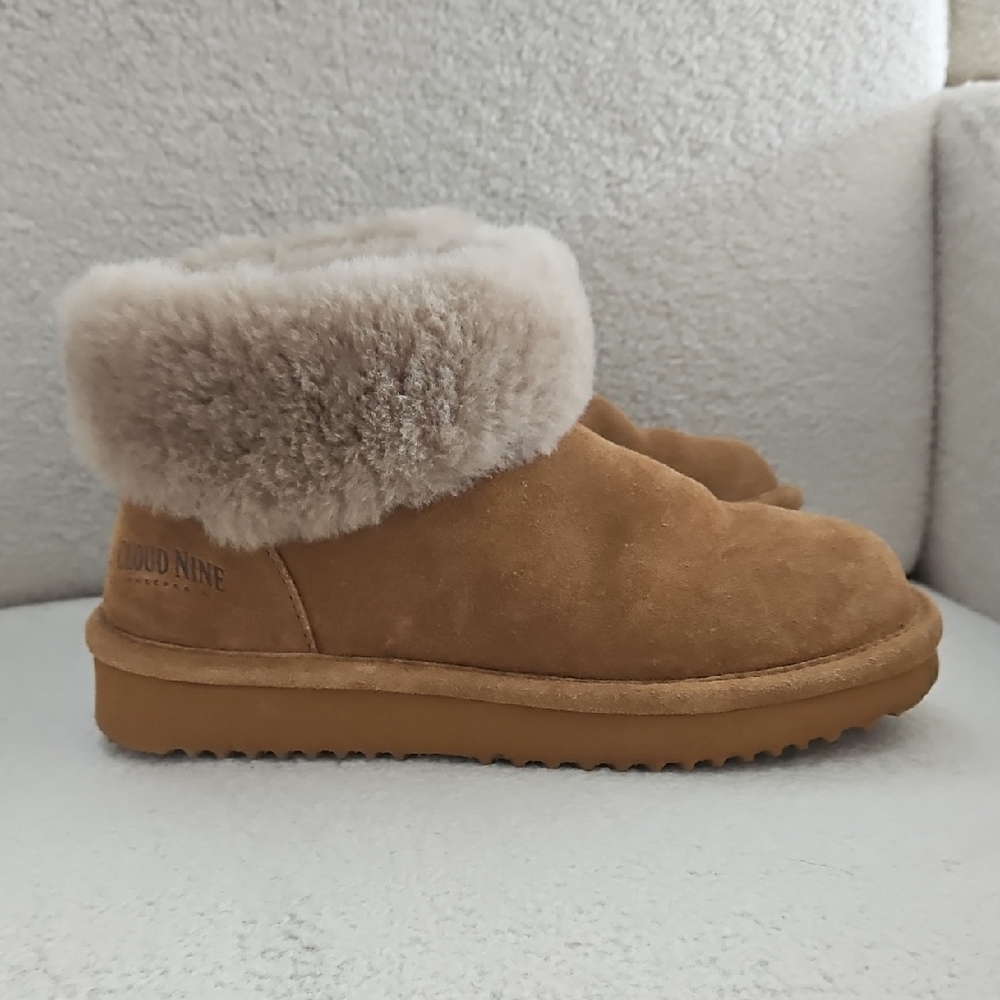 Cloud Nine Women's Tan Ankle Boots